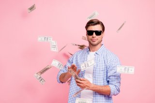 お金持ちに見られたい？（写真:iStock）