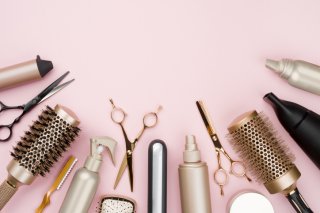 時にはプロの手を借りてヘアケアを♪（写真:iStock）