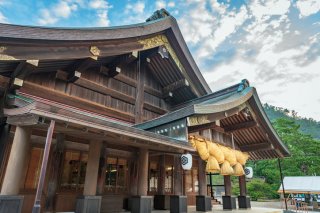 出雲大社では柏手を四回（写真:iStock）