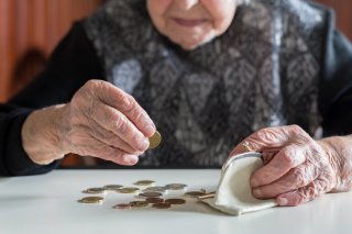 親の経済状況は意外と知らないけれど…（写真:iStock）