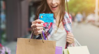 貯まったポイントでまたお買いものができる（写真:iStock）