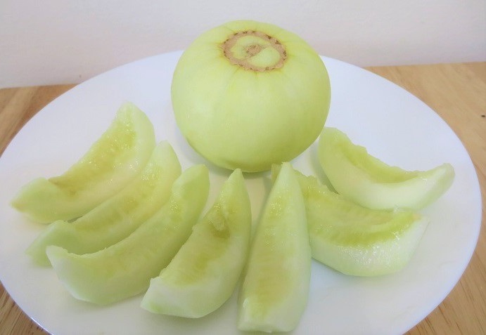 リンゴのように切って食べる （写真:インリン）