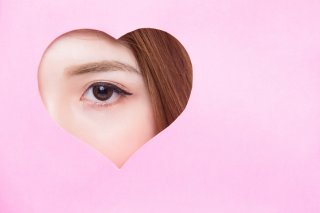 片方だけ二重でもいいじゃない♡（写真:iStock）