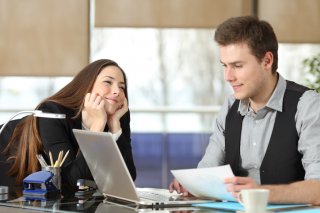 あくまでさりげなく……！（写真:iStock）