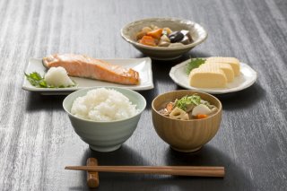 嫁の朝食は豪華なのに…（写真:iStock）