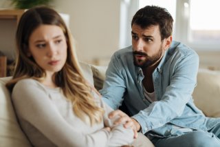 「放っておけない」と思ってしまう女性は要注意（写真:iStock）