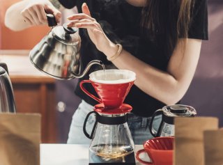 一人の時間を楽しむことも大切（写真:iStock）