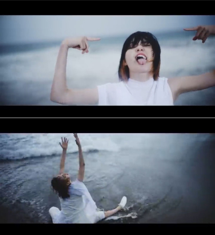 舌出しポーズや海でずぶ濡れになっても踊り狂う姿が印象的な平手“主演”「WanteD! WanteD! （Side Story ver.）」MV／Mrs. GREEN APPLE公式YouTubeより