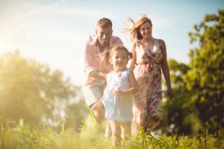 夫を立て子どもを愛す「良妻賢母」向き（写真:iStock）