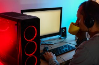 仕事部屋にずっとこもりっぱなし（写真:iStock）