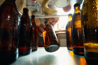 ビールを取り出すいつもの光景も…（写真:iStock）