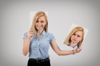 マスクの下でも笑顔！（写真:iStock）