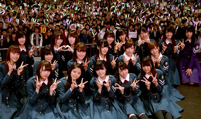 デビュー時21人いた欅坂46の1期生も現在は13人。2期生、新2期生と共に櫻坂46としてもう一花咲かせられるか！？そして新たなアイドル覇権争いとは…（C）日刊ゲンダイ