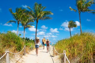 沖縄で贅沢な家族旅行を（写真:iStock）