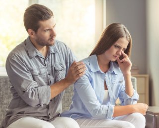 妻からの「離婚」の二文字で我に返った（写真:iStock）