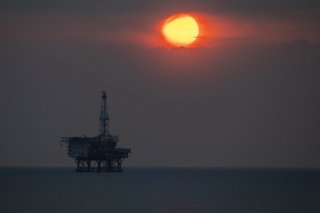 油田の彼方の夕陽 2021.6.10（木）