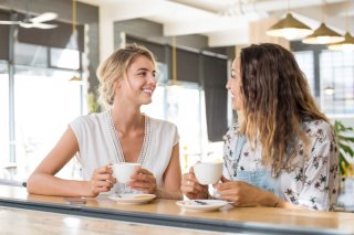 相手がどう思うかを考えて（写真:iStock）