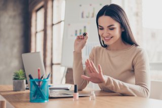 ネイルライフを楽しもう（写真:iStock）