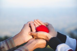 お礼はちゃんと伝える（写真:iStock）