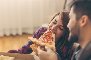 おいしそうに食べる女の子っていいよね（写真:iStock）