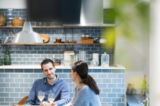 まずは冷静に（写真:iStock）