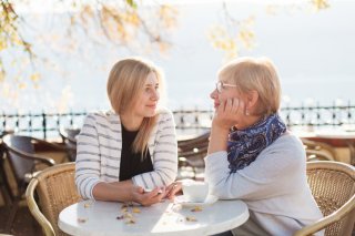 付き合っちゃえば？って言われても…（写真:iStock）