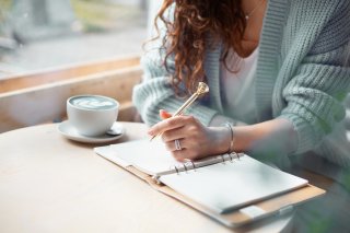 相手の条件を書き出してみては？（写真:iStock）