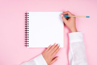 自分の好きなことを書き出してみる（写真:iStock）