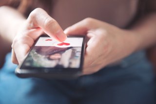 相手に合わせて連絡を♡（写真:iStock）