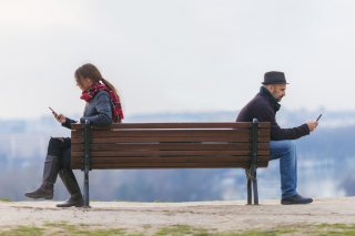 ちょっと距離を置いてみる（写真:iStock）