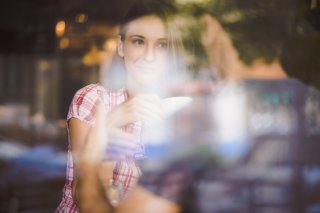 相手の状態や仕草から見抜くことが大事（写真:iStock）