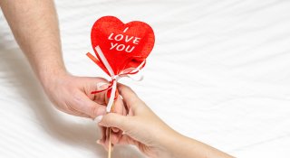 勇気を出して恋を掴もう♡（写真:iStock）