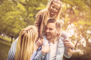 結婚しなくても幸せになれる（写真:iStock）