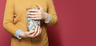 強い意志でお金を貯めよう！（写真:iStock）