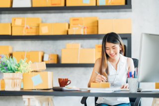 成功しているあの子が羨ましい（写真:iStock）