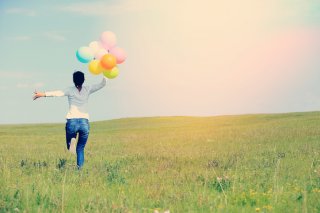 楽しくHAPPYにいきましょう（写真:iStock）