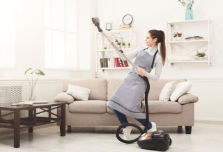 部屋の汚れは心の汚れ！（写真:iStock）