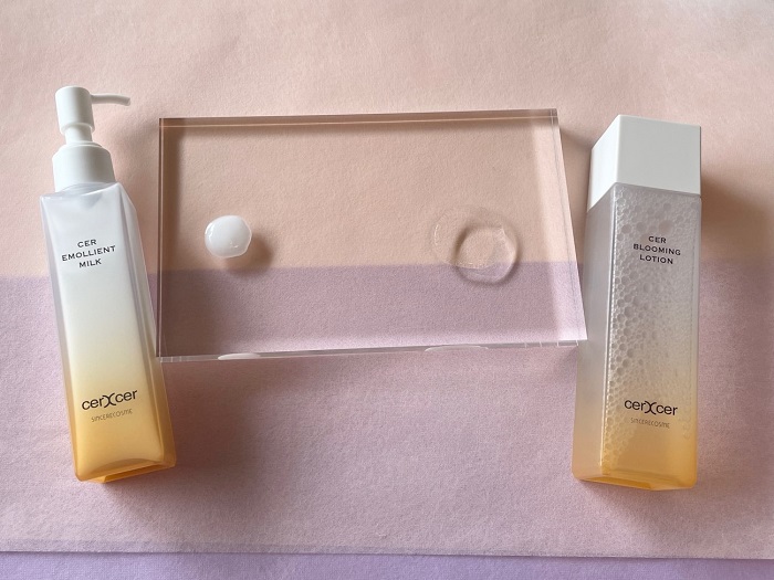 「チェルチェル ブルーミングローション（画像右：化粧水）」と「チェルチェル エモリエントミルク（画像左：乳液）」 （Ｃ）コクハク