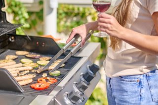 焼き係も嫌がらない子っていいよね（写真:iStock）