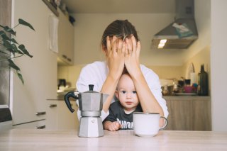 誰かに守られたい（写真:iStock）