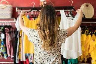 TPOを考えて洋服選びを（写真:iStock）