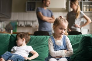 子どもが悲しい思いをすることも（写真:iStock）