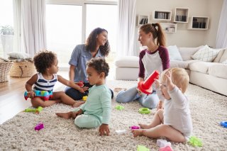 気の合うママ友ができたらいいな（写真:iStock）