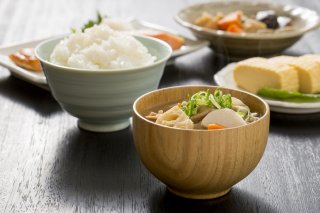 ママのご飯は世界一ってか（写真:iStock）