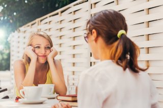 自慢話をチャンスに（写真:iStock）