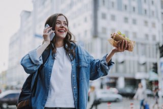 食べ歩きデートがお勧め♪（写真:iStock）