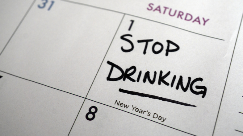 飲まない、飲まない、飲んじゃいけない日もあるわけで（写真:iStock）