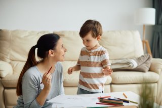 子どもたちは優秀に育った（写真:iStock）