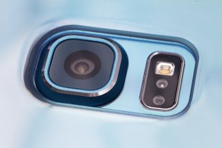 再びスマホで撮影を（写真:iStock）