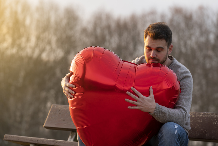 人恋しいんです…（写真:iStock）